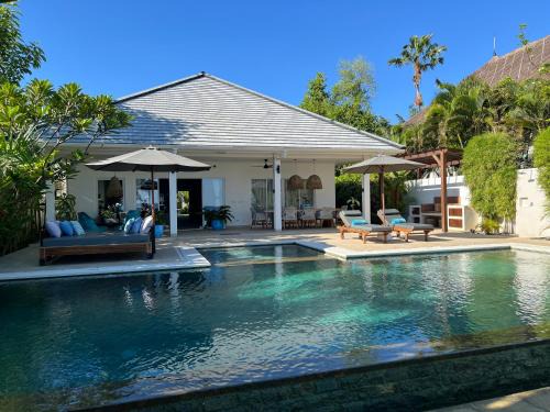 Villa Serenity Beachfront Bali