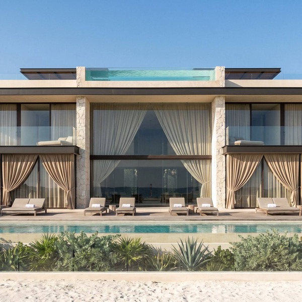 Villa Sian beachfront all-inclusive: chef, yacht, spa, gym, and transportation