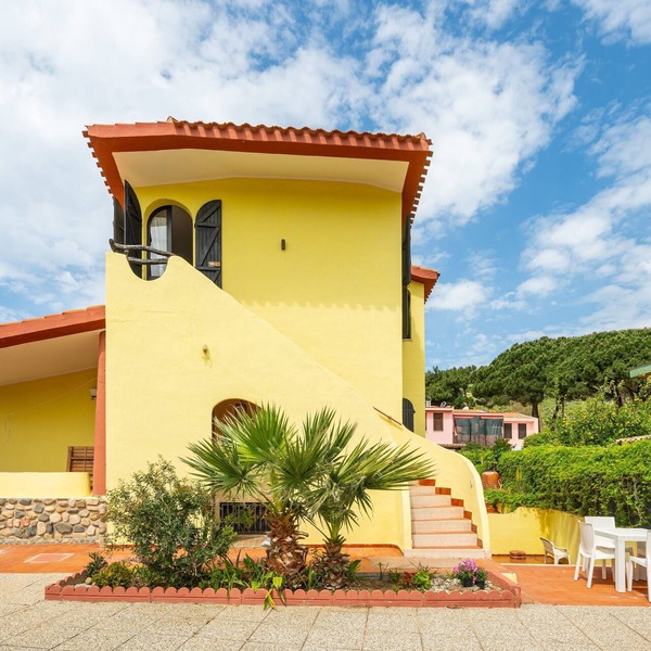 Villa Terri – Seafront Retreat on Solanas Beach