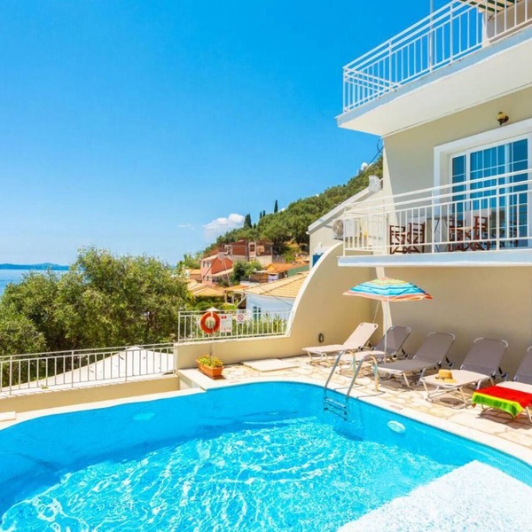 Villa Thalassa - Three Bedroom Villa, Sleeps 6