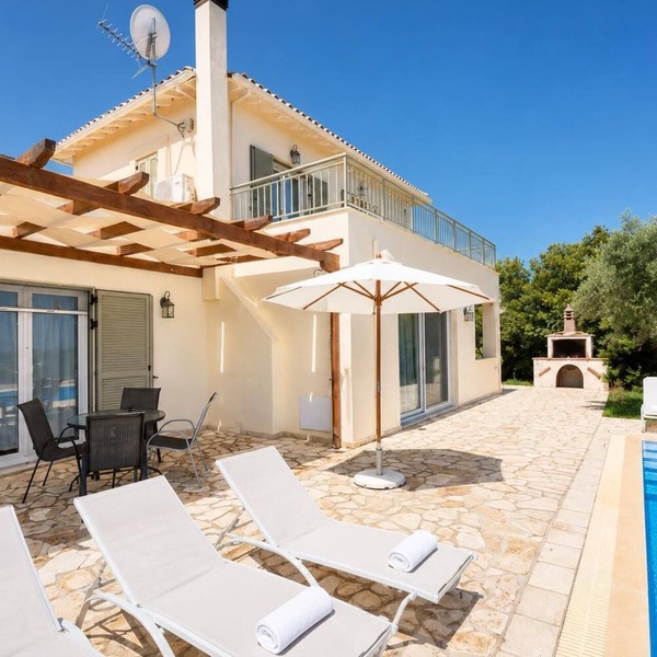 Villa Thalea - Two Bedroom Villa, Sleeps 4