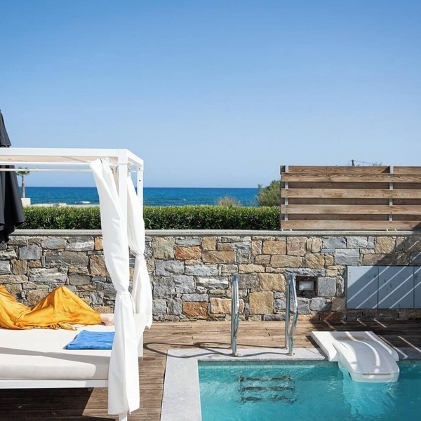 Villa Thoi, Exclusive Villa with Private Beach Facilities