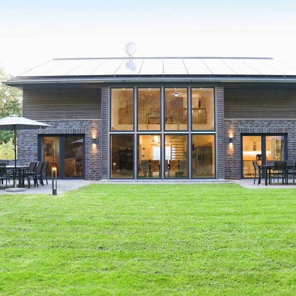 Villa Thormarcon, Plauer See, 20 Gäste, Sauna+Pool