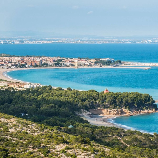 Villa Vendrell - Blissful Costa Dorada Escape