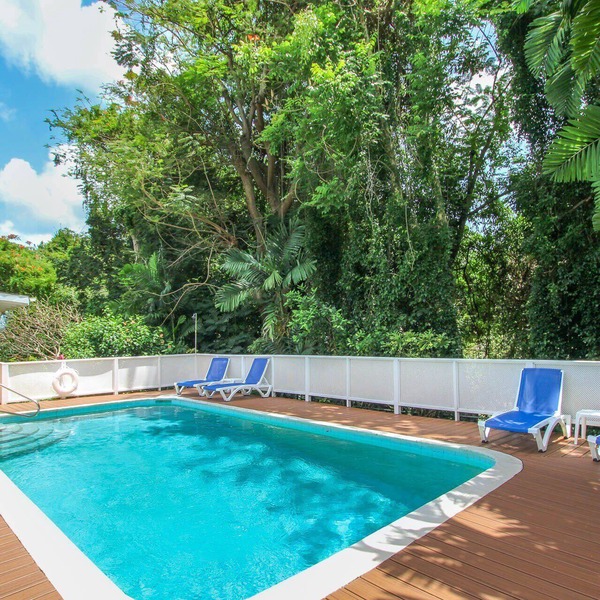 Villa with Private Pool and Sandy Lane Beach Club Access - Coral Gables