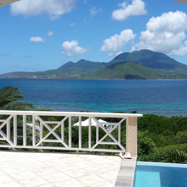 Villa With Stunning Views, Beautiful Beaches