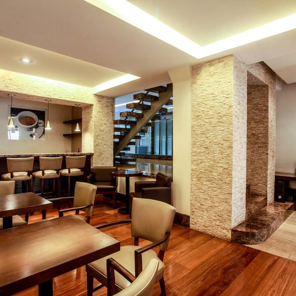 Vip Hotel