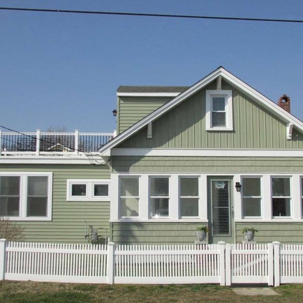 VRBO Primer Host Listing *FIRST house off the bay *