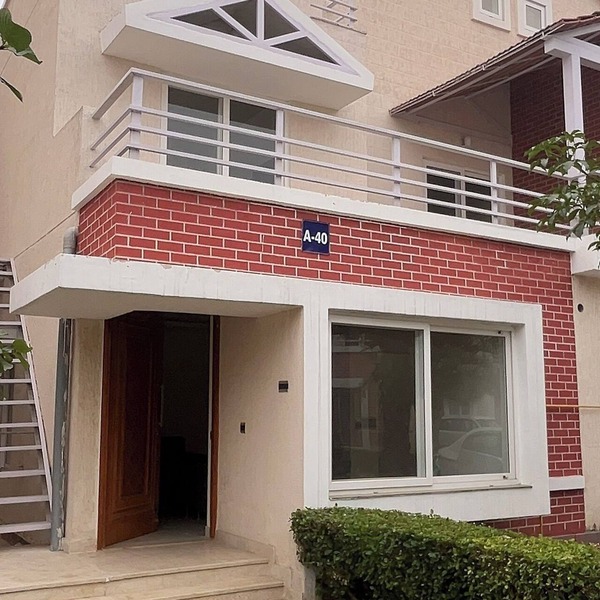 Vrinda haven 🍀 Elegant Villa Near Major Temples | Peaceful Stay | pet friendly