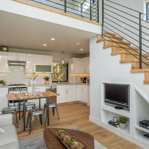 Walk to BART & Caltrain! Modern Luxury Cottage