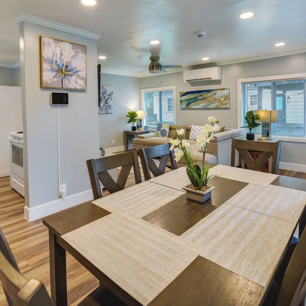 Walk to Beach: Hampton Home w/Grill!