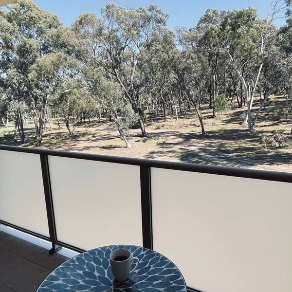 Walk to Cafes, CiT~ANU~GIO Stadium~AIS~Own Balcony
