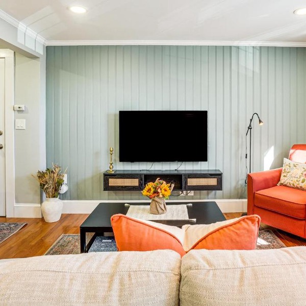 Walk to Constitution Beach: Mid-Century Boston Gem
