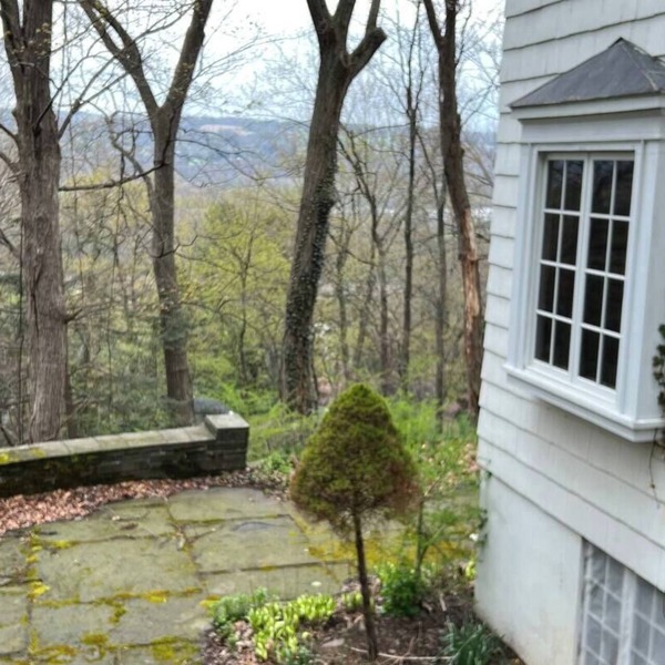 Walk to Cornell University Campus with Lake Views & Dead end street- 5 bedrooms