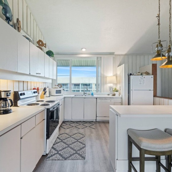 Walkable * 20% Weekly Disount * 30% Monthly Discount * Gulf Front * Townhouse