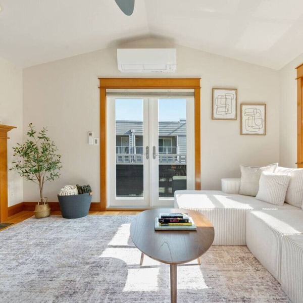 Warm & Tranquil Haven: Gym, Office, Patio