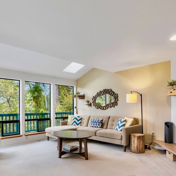Water and Mountain View, Quiet Downtown Edmonds Home with Woods and a Creek