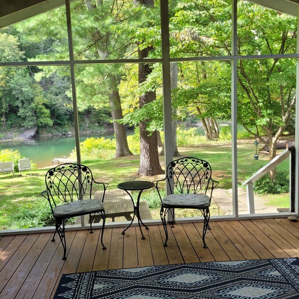 Water Front Cottage Pine Creek Rail Trail Pennsylvania's 2026 Trail of the year!