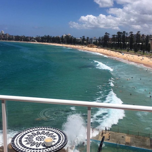 Waterfront apartment with stunning views over Manly beach