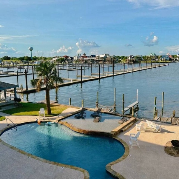 Waterfront Comfy Condo