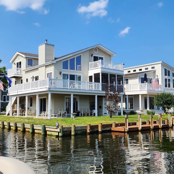 Waterfront corner property, close to Beach, Free Beach Parking, Owner Managed.