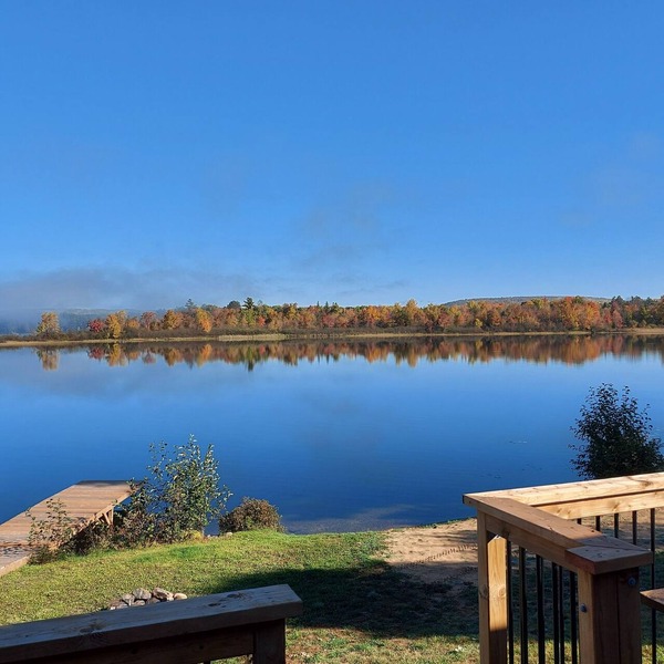 Waterfront Cottage Suite, 2 Bdrm 2 Bath, Beach, Firepit, Dock, Deck BBQ Sleeps 6
