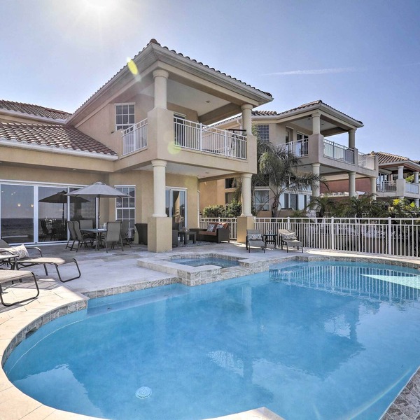 Waterfront Gem w/Pool & Dock in Apollo Beach