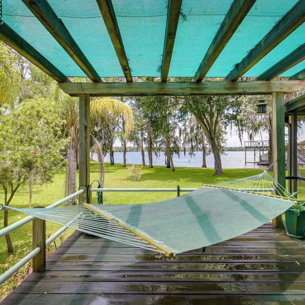 Waterfront Georgetown Retreat on Lake George!