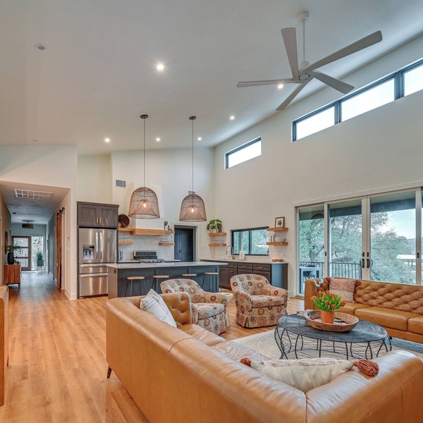 Waterfront Getaway on Lake Buchanan w/Fire Pit!