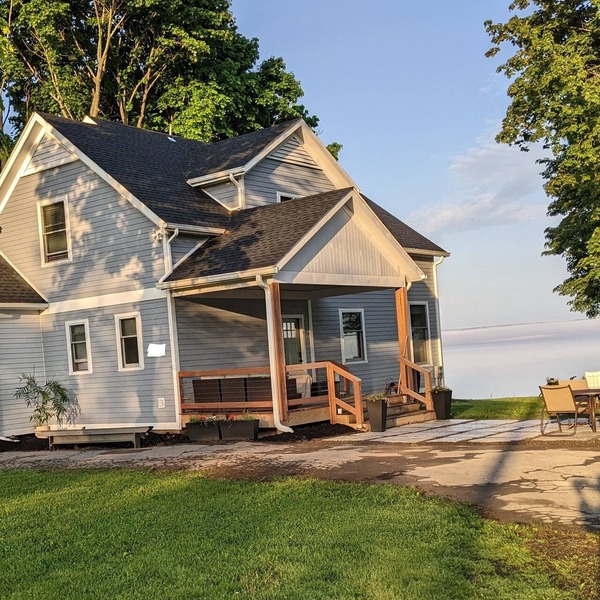 Waterfront House on Seneca Lake