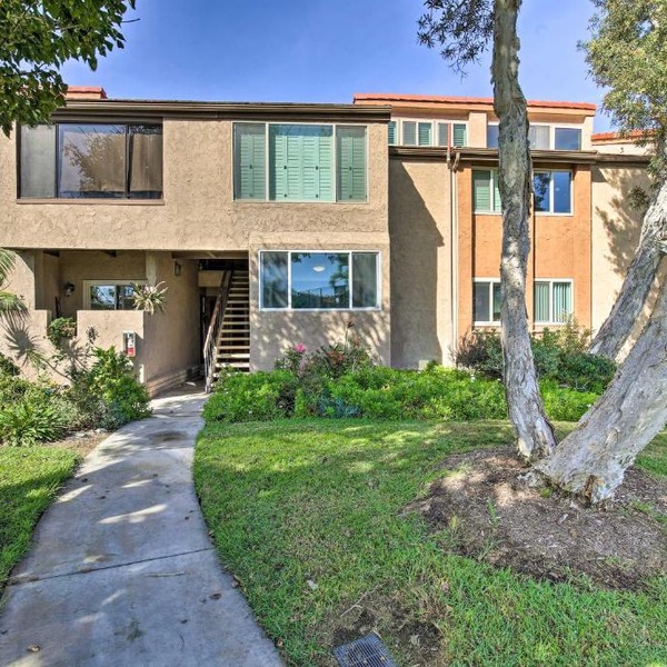 Waterfront Huntington Beach Condo w/Fire Pit