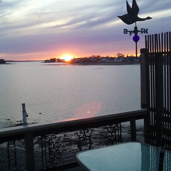 Waterfront - Magnificent Sunsets - Direct Water Access