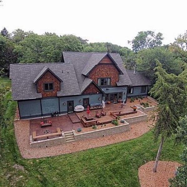 Waterfront Property On 3 Acres With Home Theater And Large Deck