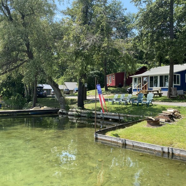 Waterfront, Rustic Cabin, Great Swimming, Own Dock, Raft