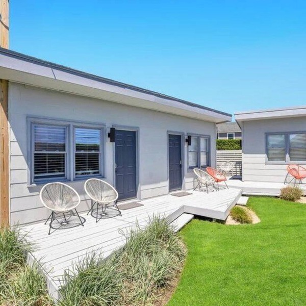 Waterfront studio and more in a Boutique Hotel, Heart of Hampton Bays,.