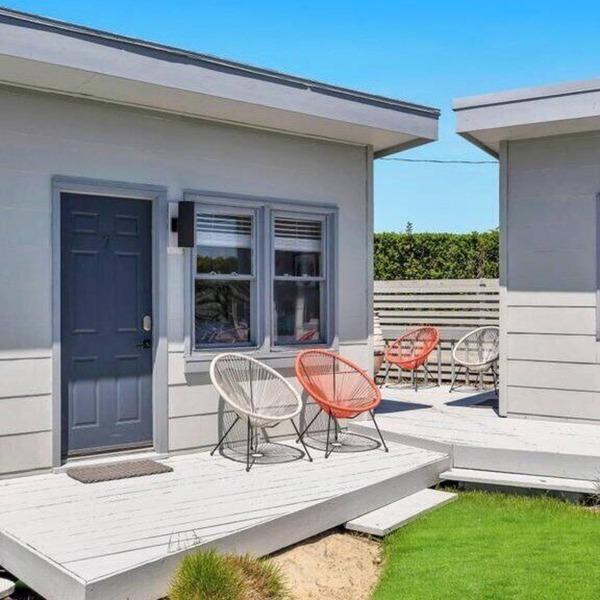 Waterfront studio and more in a Boutique Hotel, Heart of Hampton Bays,.