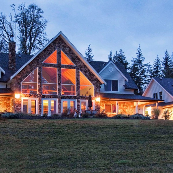 Waterfront Suite With Kitchen On 12-acre Hobbyfarm; B&B Rooms Avail, Too.