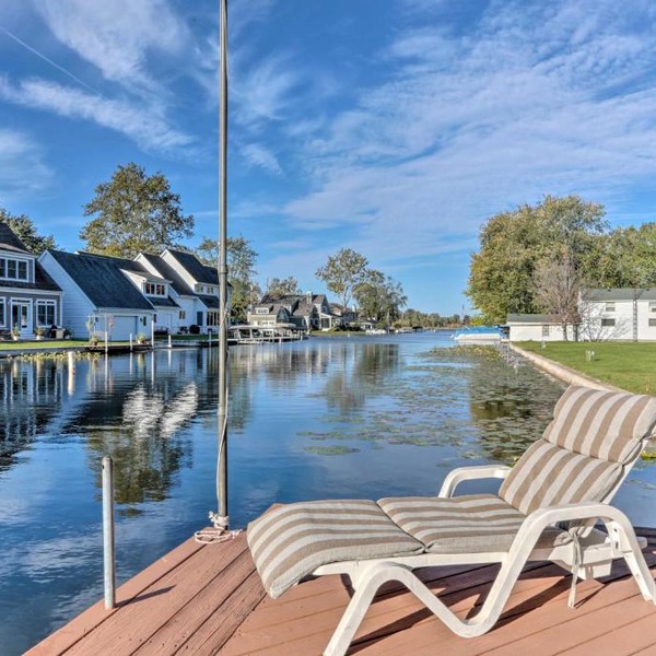 Waterfront Syracuse Home: Deck, Fire Pit & Kayaks