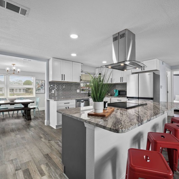 Waterfront Vacation Getaway