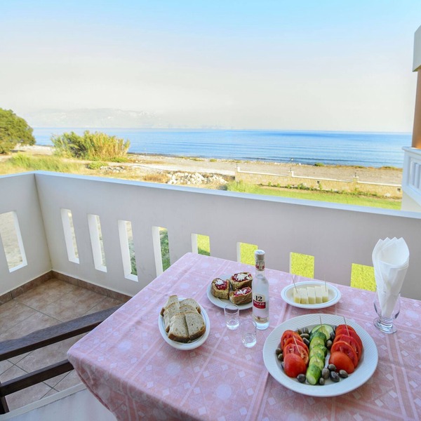 Waterfront with Extraordinary View, Erato