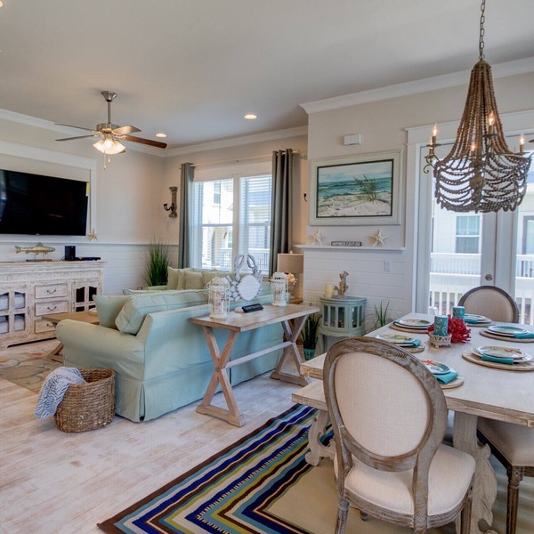 Watersound Beach, FL. Luxury Townhouse, Golf cart, Kayak, bikes on 30A by HUB30A