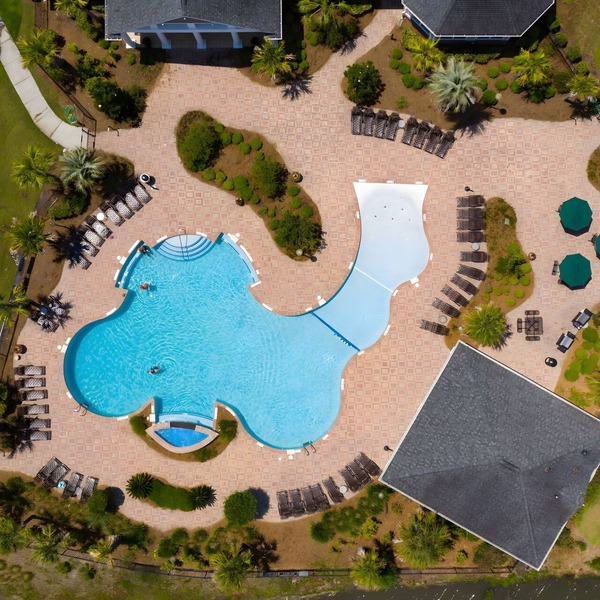 Waterview 2BR: Pool, 1st Floor, Gym, Screened Lanai!
