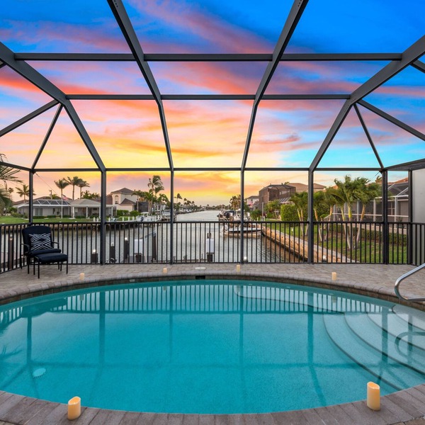 Waterview 3 ensuite home with pool HGTV chose as ideal vacation home!