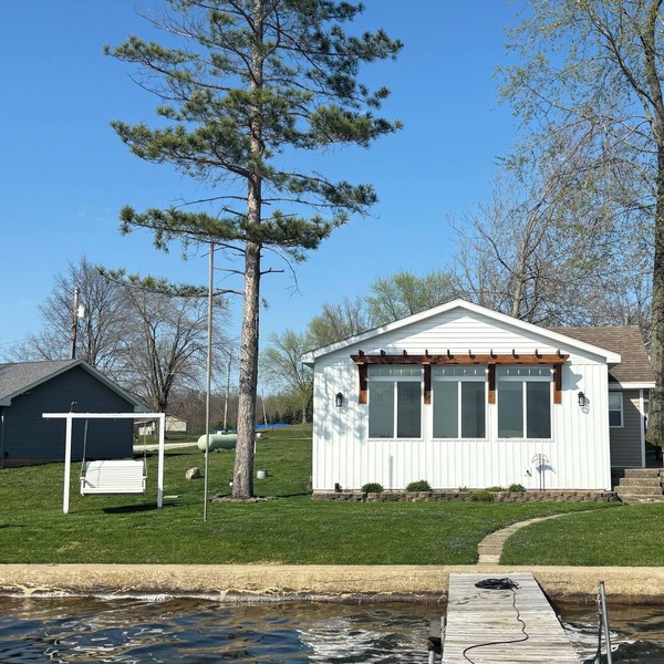 Webster Lake home