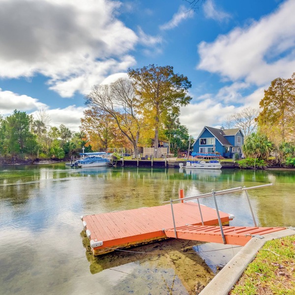 Weeki Wachee River Home on Main River!