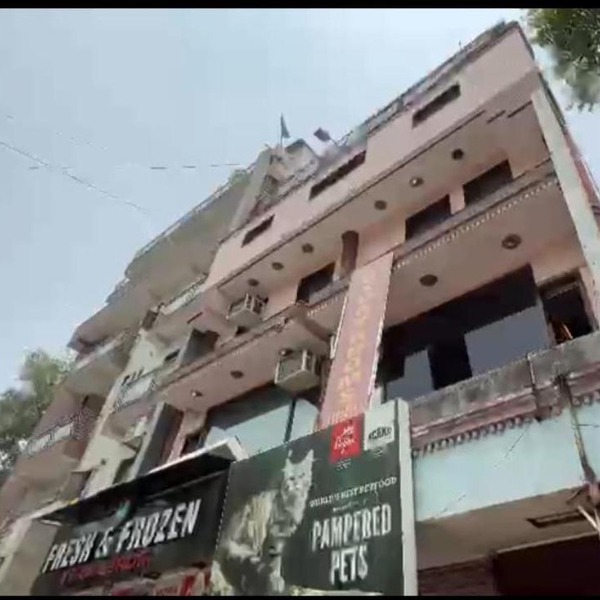 Welcome Stay Lajpat Nagar