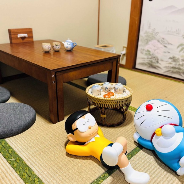 Welcome to Doraemon-Themed Stay in Osaka! 🧳🐾nStep into the world of Doraemon