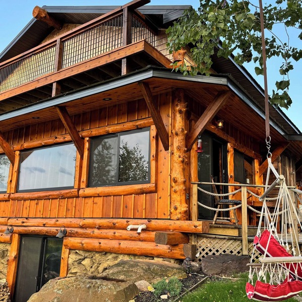 Welcome to Shangri-Lodge.! Your 2 cabin retreat on a family friendly lake.
