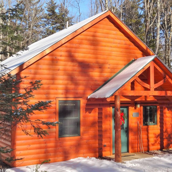 Welcoming, pet-friendly cabin in Green Mountain Nat'l Forest