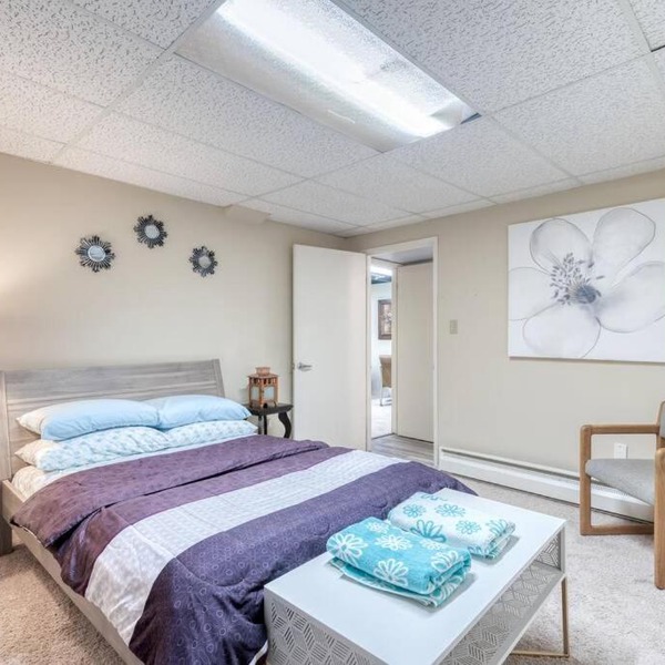 WFH VILLA: Move-in ready house near downtown